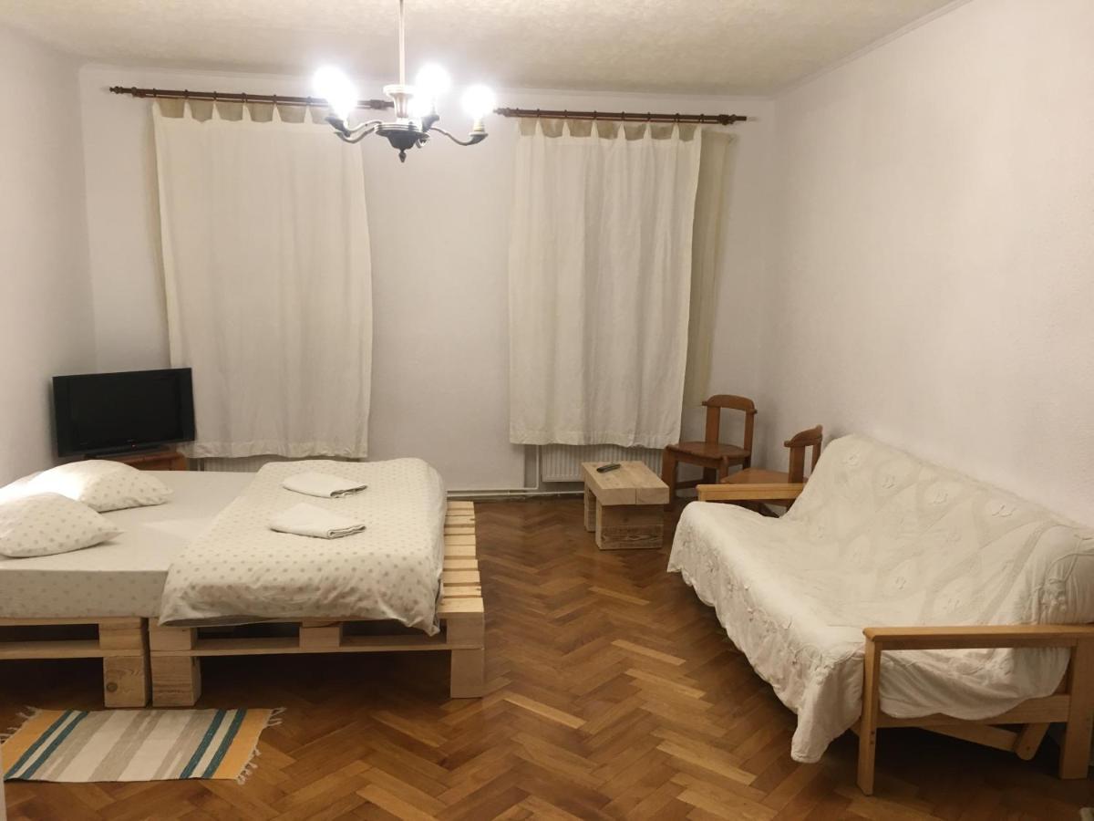 Central Brasov Appartement Buitenkant foto